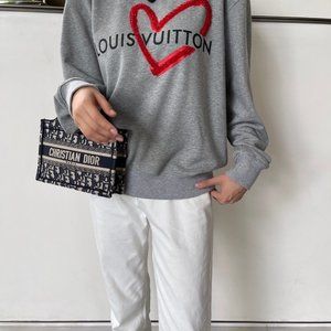 Qixi limited beaded sweater